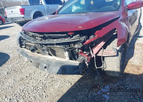 2015 Nissan Altima 2.5/2.5 S/2.5 Sl/2.5 Sv z USA, uszkodzony, nr VIN 1N4AL3AP3FN364472